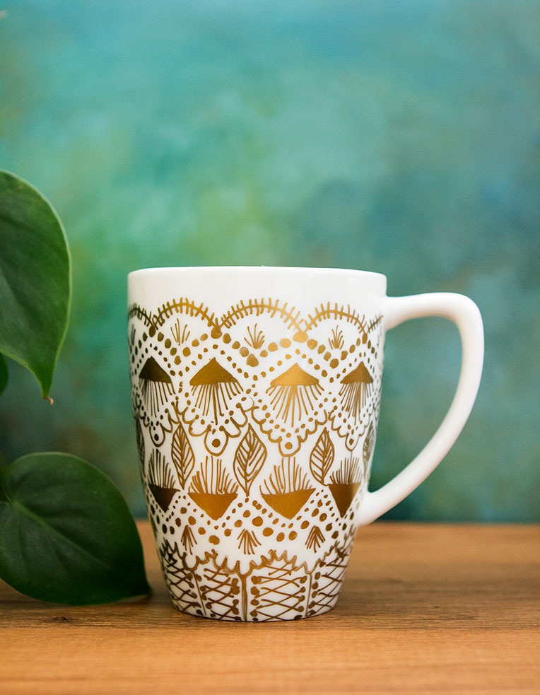gold-painted-diy-mug-pattern