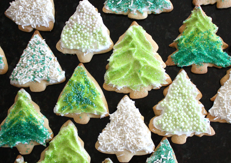 winter-tree-cookies-holiday-green-sugar-cookies-sprinkles-green-decorated-5