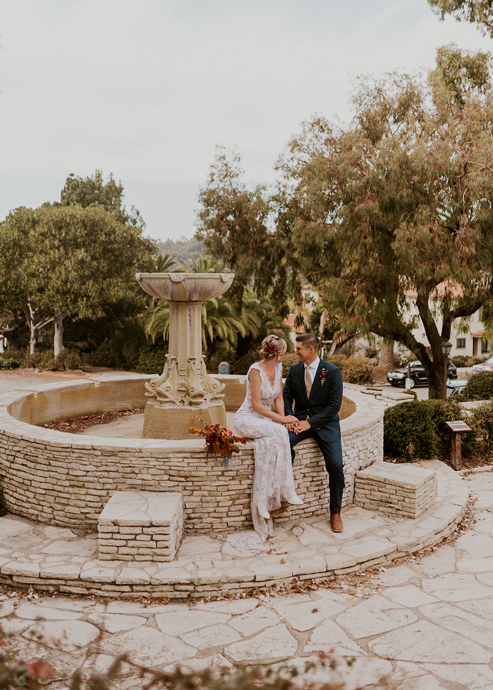 bride groom malaga cove fountain